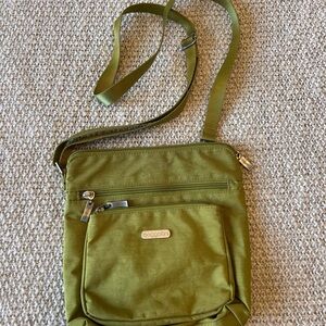 NEW large Baggallini Olive Crossbody Bag